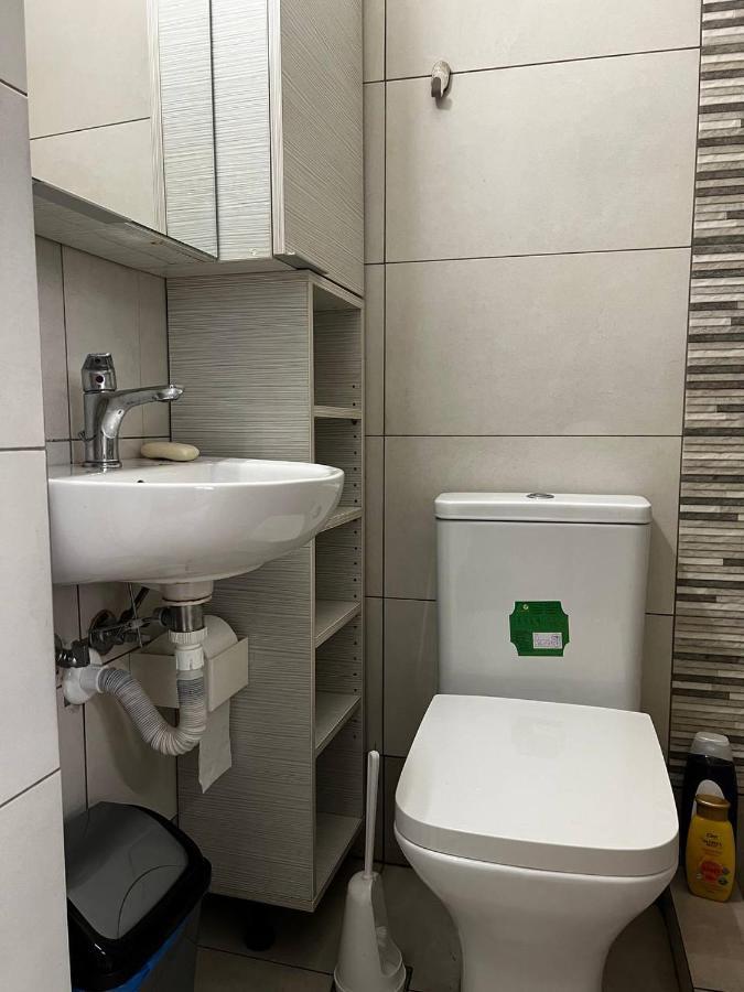 Central Renovated Studio Apartment เอเธนส์ ภายนอก รูปภาพ